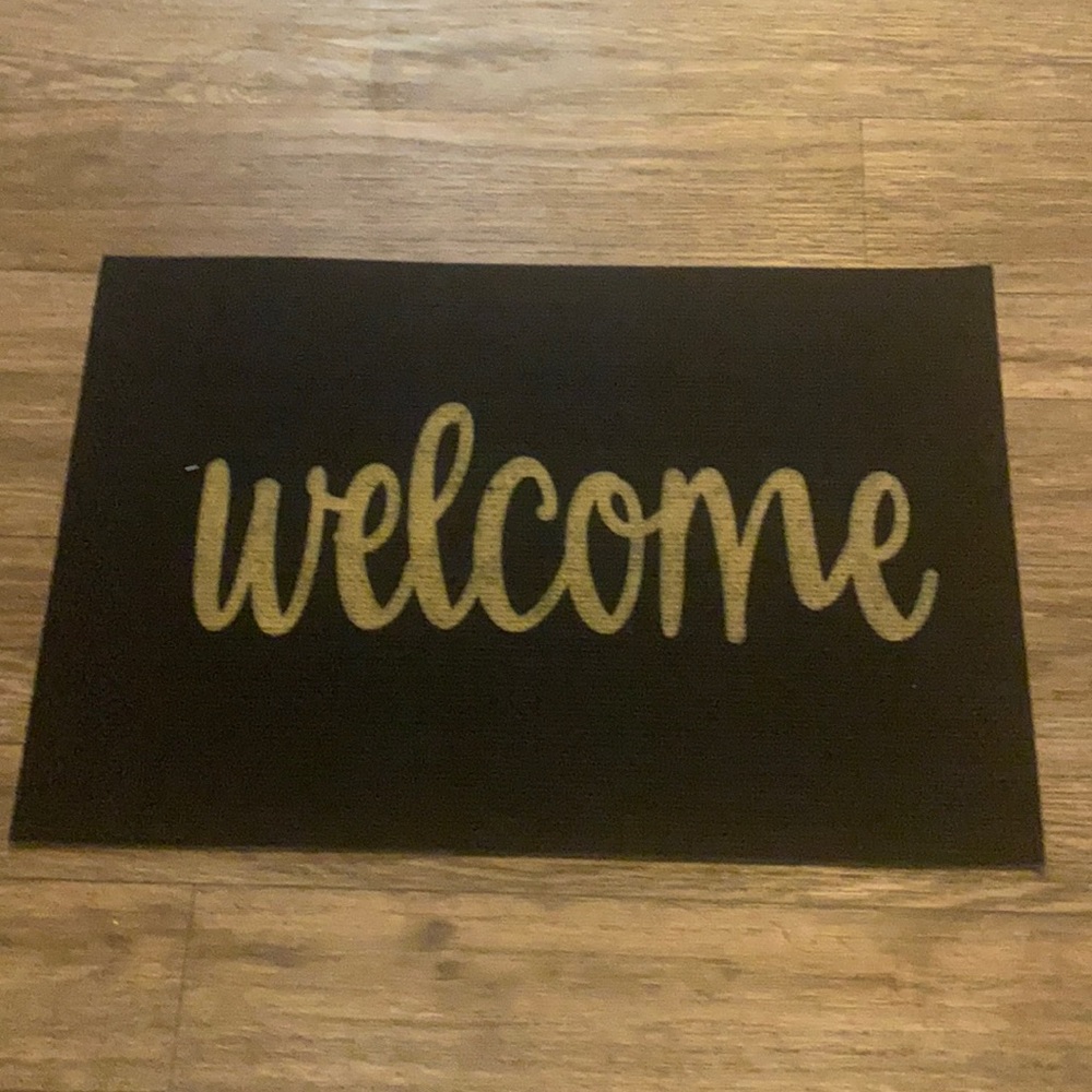 Cute accent rug